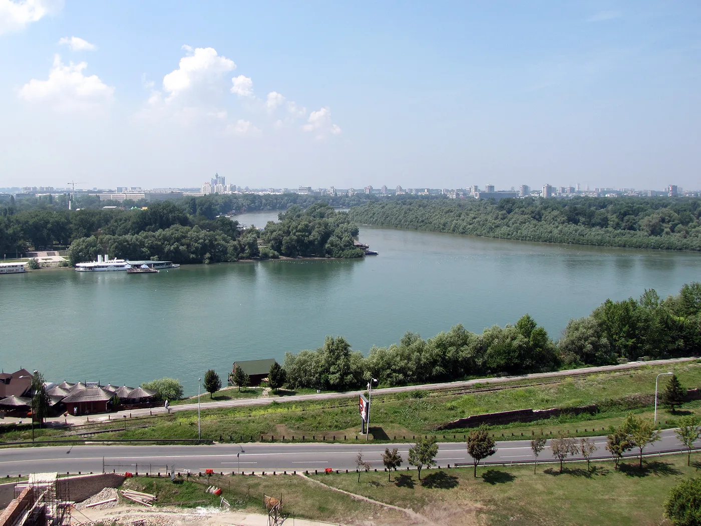 Savan ja Tonavan yhtymäkohta Kalemegdanilta