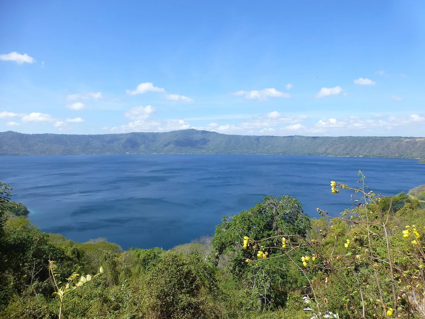 Laguna de Apoyon kraatterijärvi