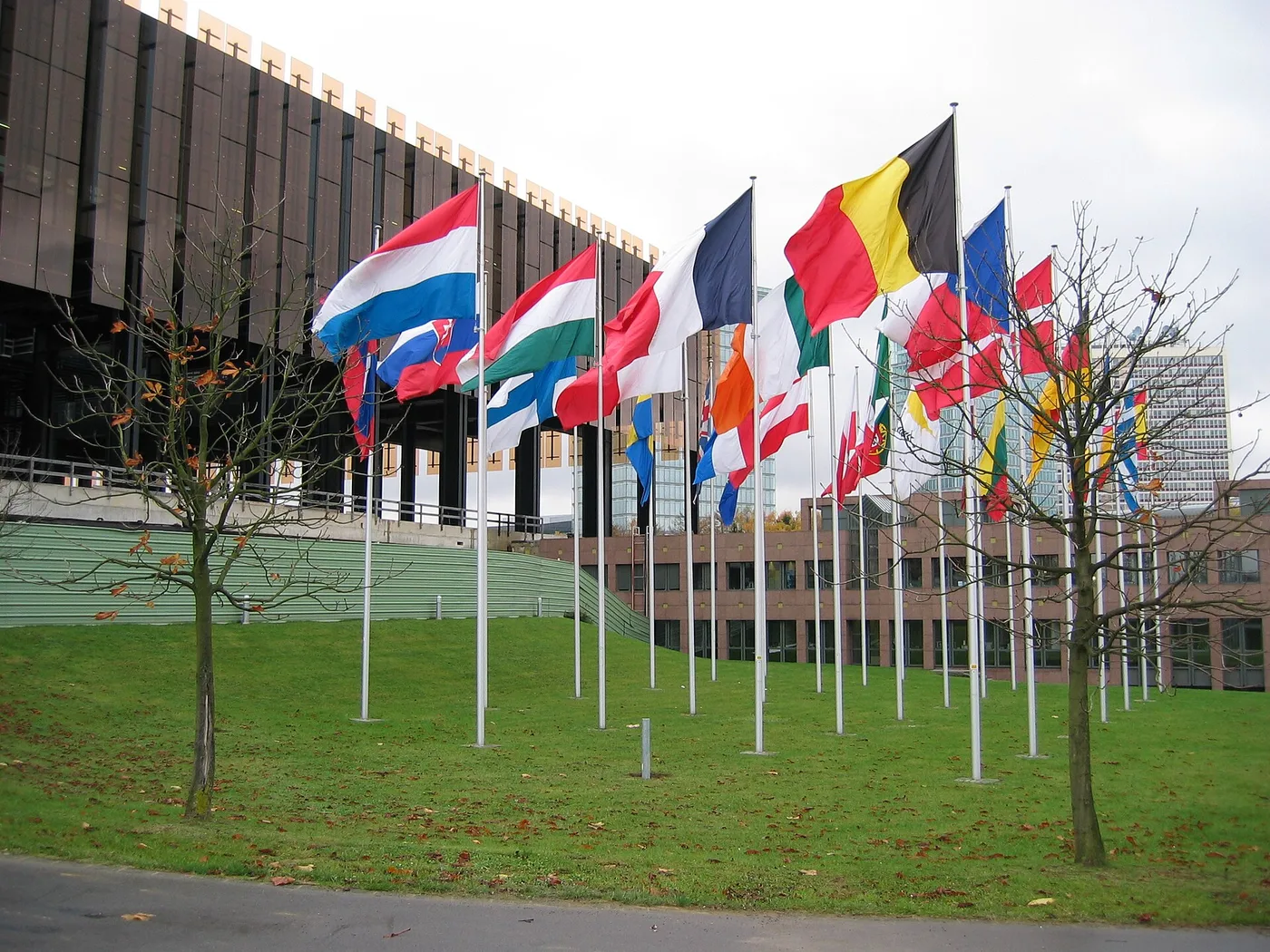 EU-tuomioistuin Kirchbergin korttelissa