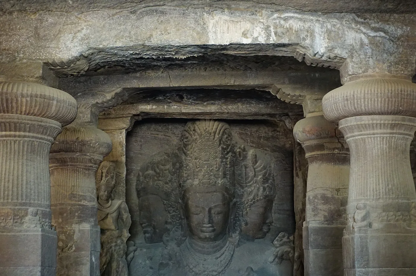 Elephantan Trimurti-veistos