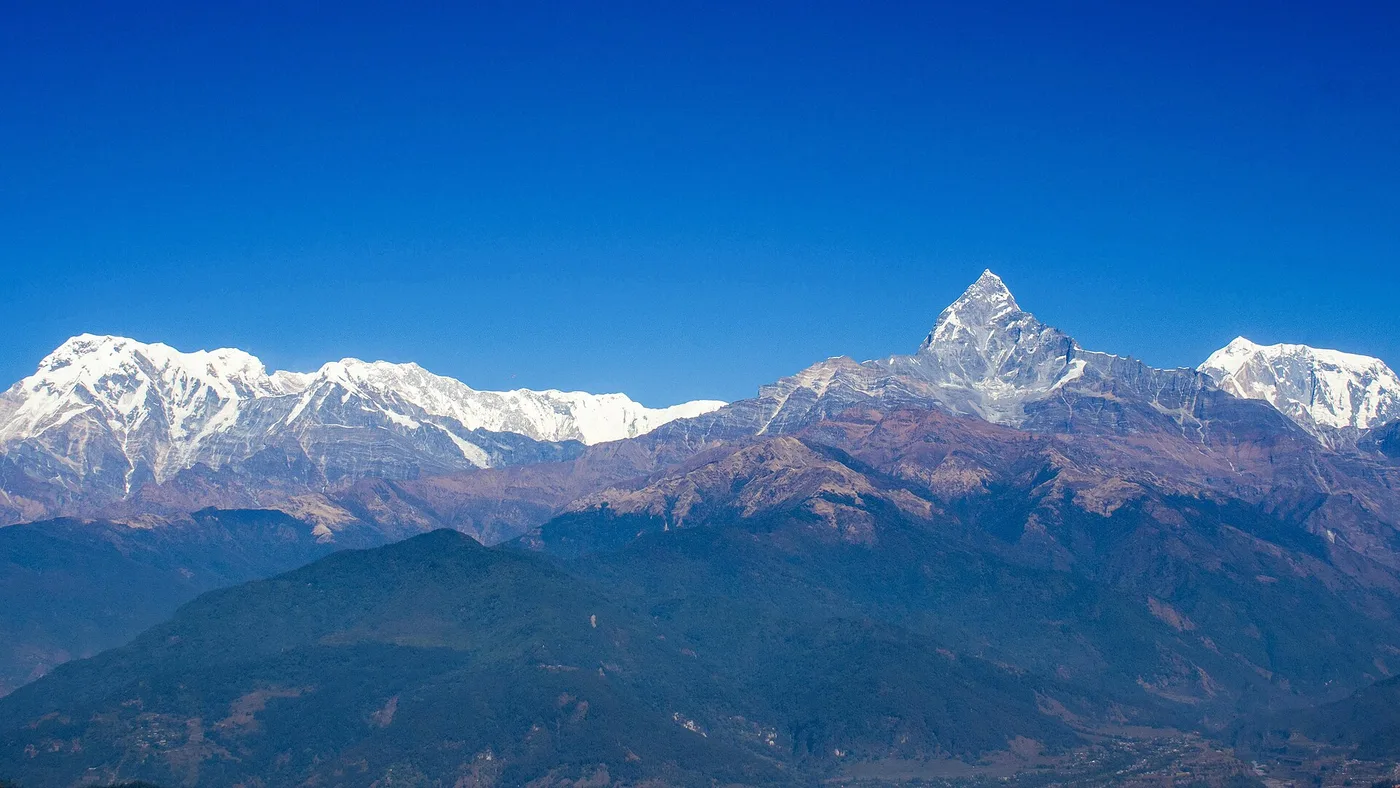 Machhapuchhre ja Annapurna Sarangkotilta