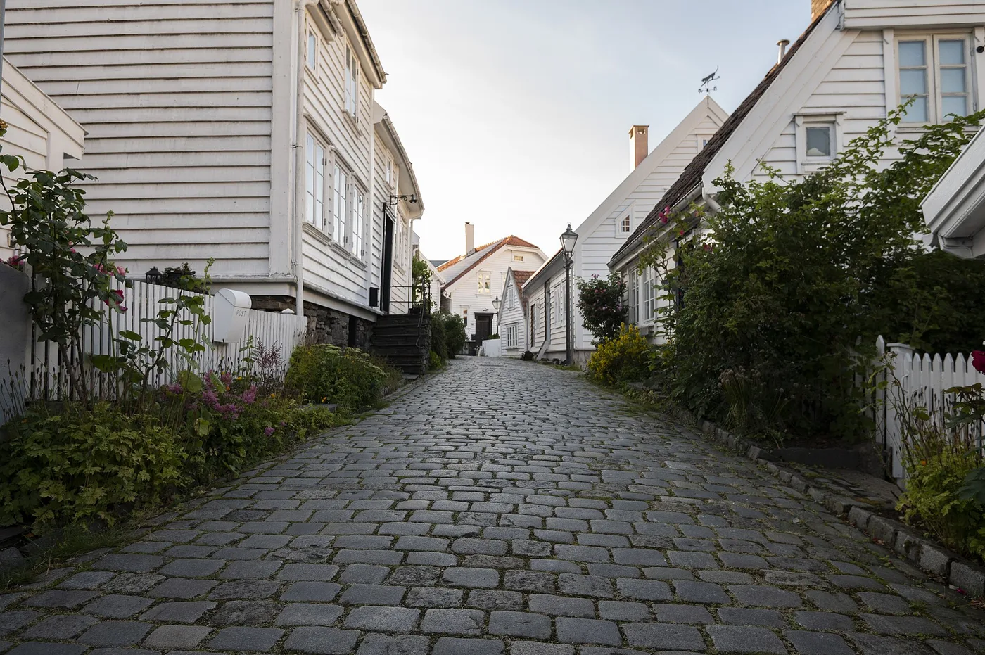 Gamle Stavangerin valkoiset puutalot