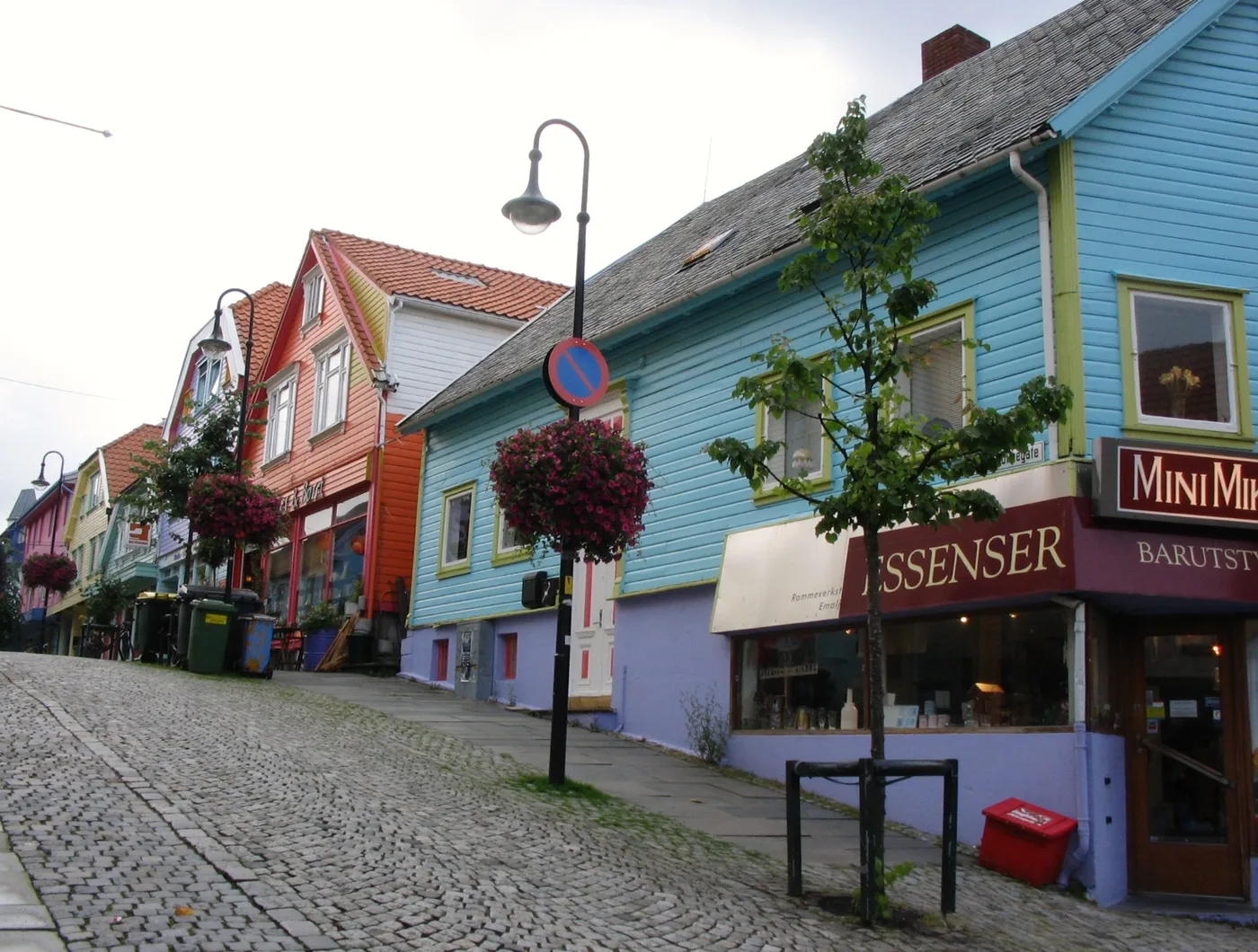 Fargegatan värikäs katu
